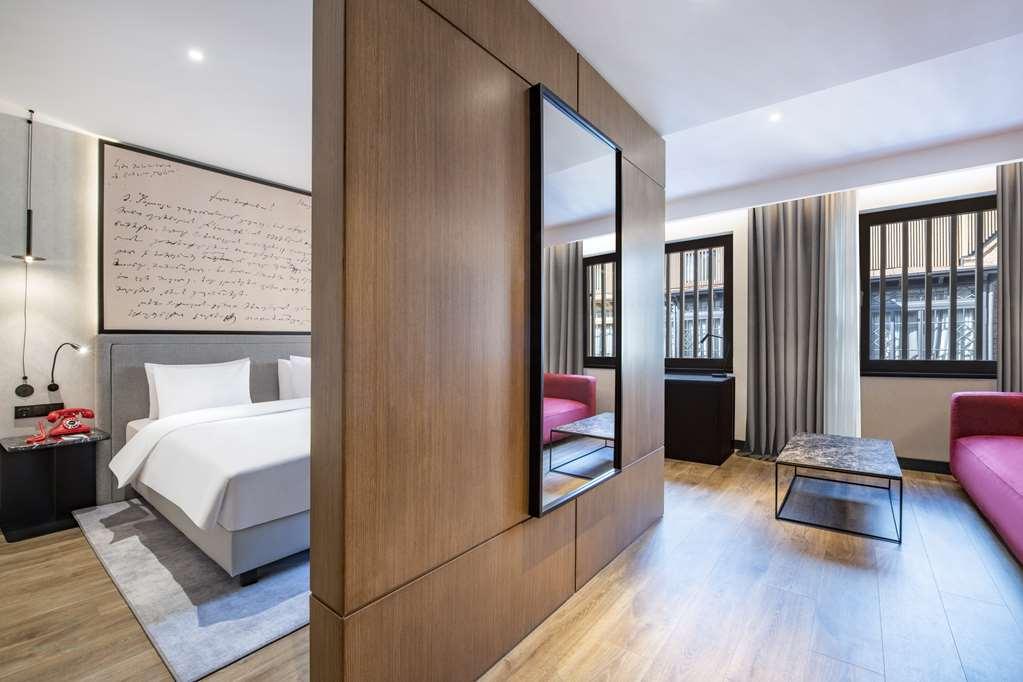 فندق Radisson Red تبليسي الغرفة الصورة