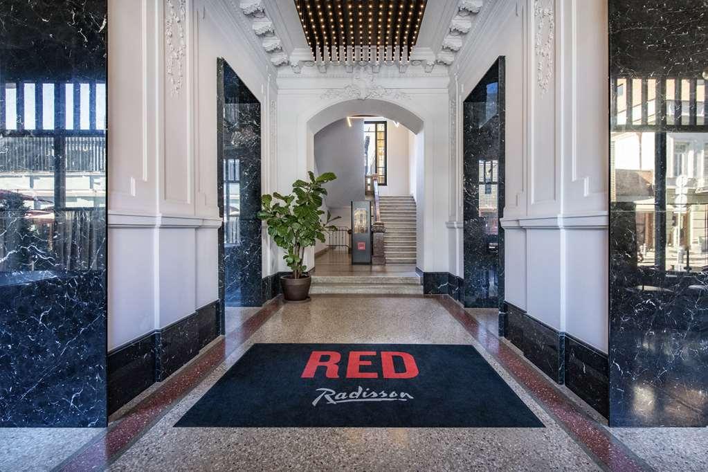 فندق Radisson Red تبليسي المظهر الداخلي الصورة